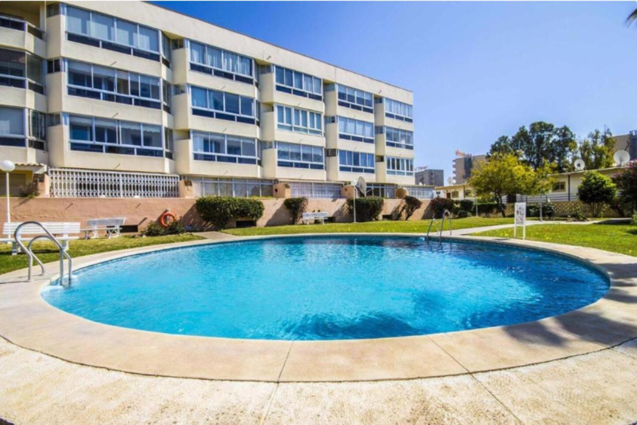 Lovely Apartment In Torremolinos Views Of The Sea, Pool, Terrace, Sofa Bed And Fully Equipped Kitchen Ngoại thất bức ảnh